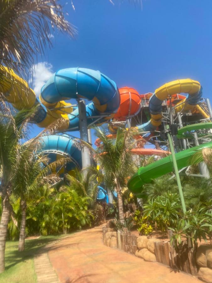 Apartamento Dentro De Resort Proximo Do Thermas Dos Laranjais Olímpia Exteriör bild