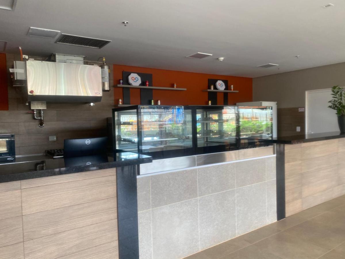 Apartamento Dentro De Resort Proximo Do Thermas Dos Laranjais Olímpia Exteriör bild