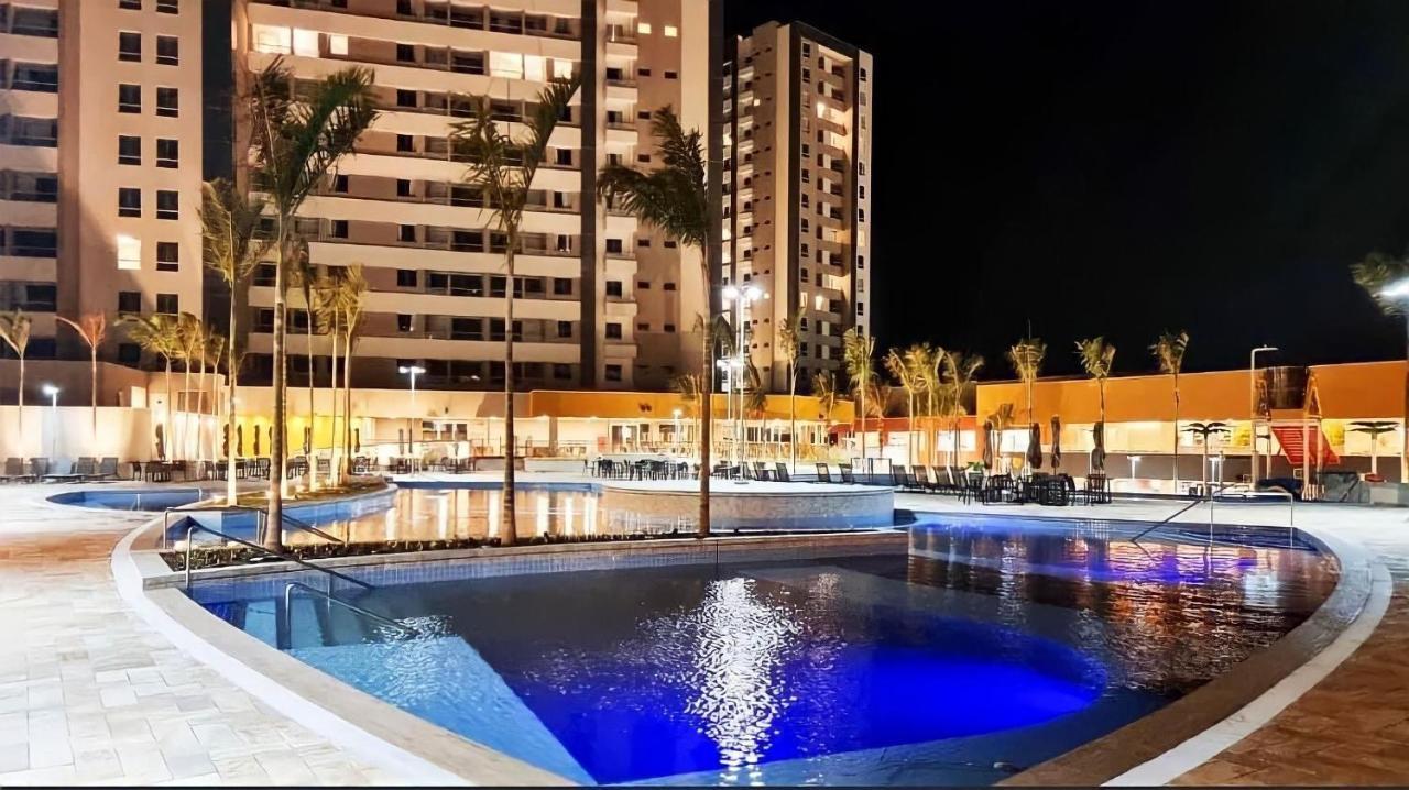 Apartamento Dentro De Resort Proximo Do Thermas Dos Laranjais Olímpia Exteriör bild